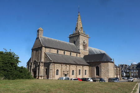 2023 09 15 De Coudeville-sur-Mer à Granville, IMG_5689 Granville, l’église Notre-Dame-du-Cap-Lihou